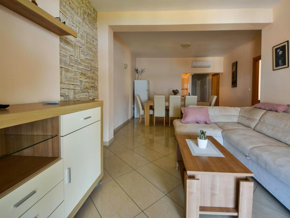Apartment Tanja By Interhome Maslenica Eksteriør bilde
